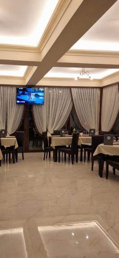 Pensiunea Damiro Orşova Extérieur photo